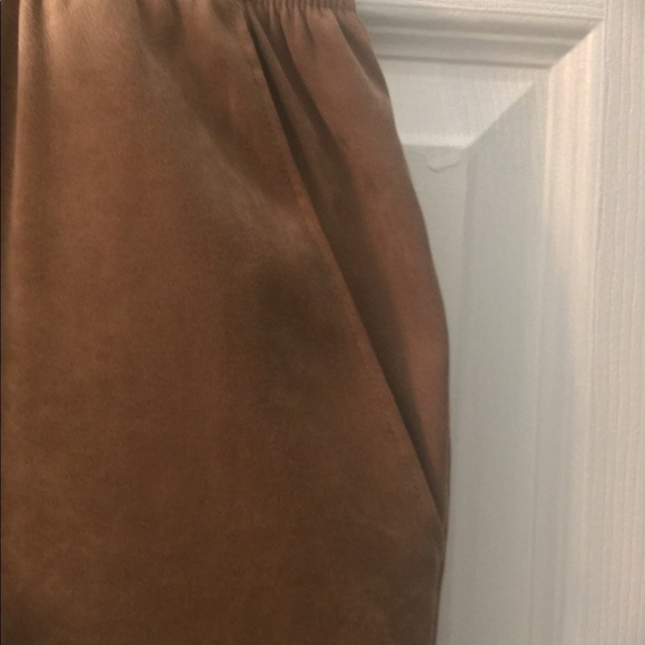 Traditions Suede like pants - Picture 3 of 5
